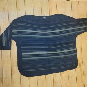 EUC Chaps 2x women's sweater